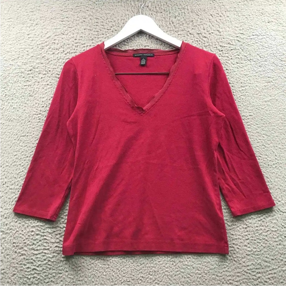 Banana Republic T-Shirt Women's Large L 3/4 Sleeve V-Neck Red
